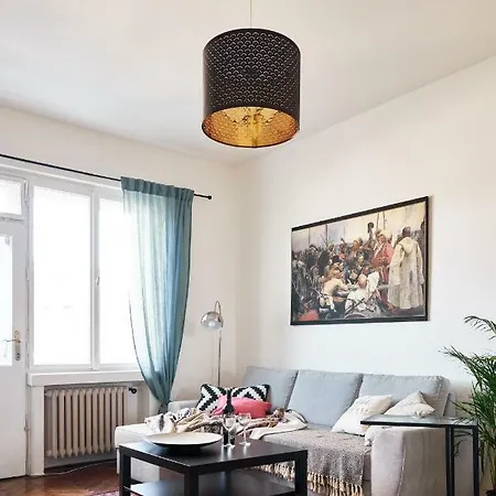 Vintage In The Old Town Apartment