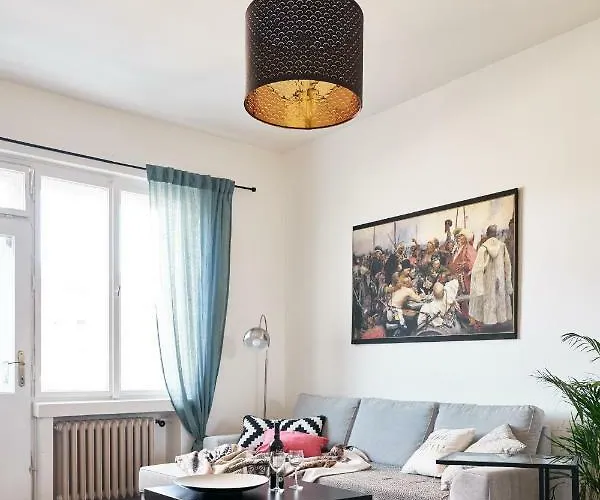 Vintage In The Old Town Apartament